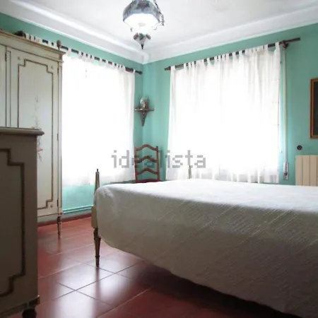 Andar Inferior Casa Mariona شقة كامينيا